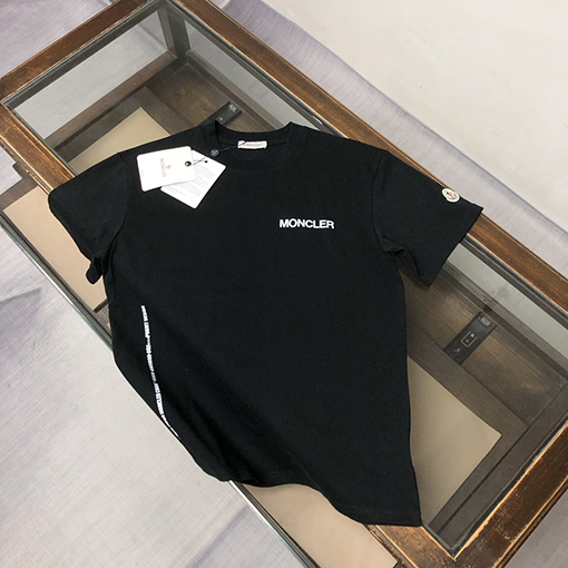 モンクレールコピー 新しい胸のプリントlog半袖Tシャツ