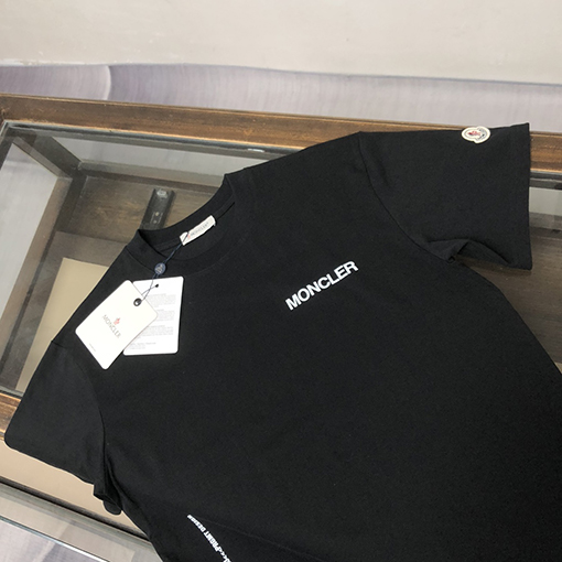モンクレールコピー 新しい胸のプリントlog半袖Tシャツ