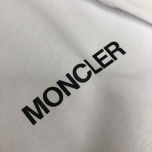 モンクレールコピー 新しい胸のプリントlog半袖Tシャツ