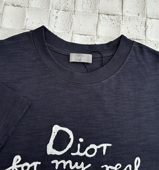 ディオール 新しい文字刺繍ロゴ半袖Tシャツ