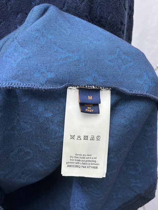 ルイヴィトンスーパーコピー フルサイズモノグラムエンボス半袖Tシャツ