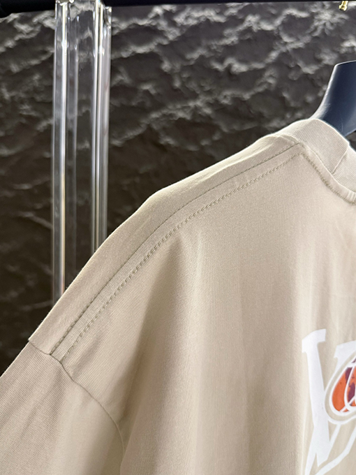 ルイヴィトンコピー 新しい地球のホットドリル半袖Tシャツ