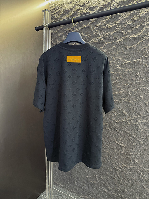 ルイヴィトン 新しいレーザー焼き花磨かれた半袖Tシャツ