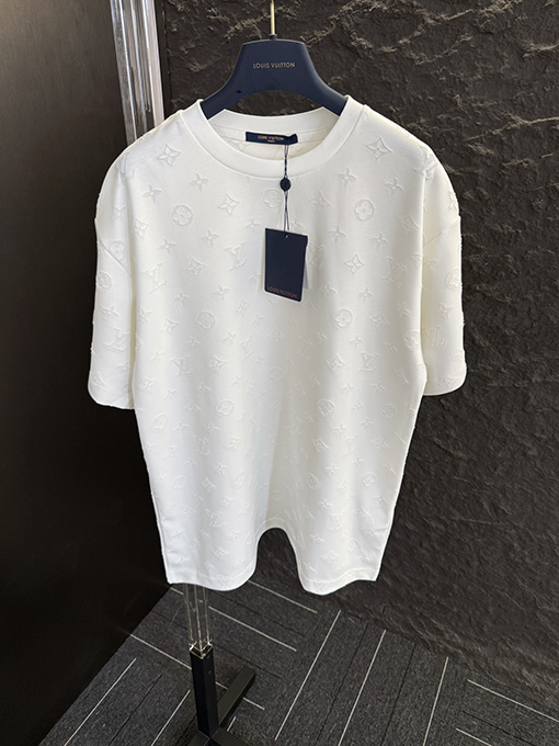 ルイヴィトン 新しいレーザー焼き花磨かれた半袖Tシャツ