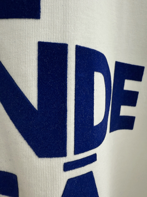 ルイヴィトン 新しい地球シリーズの植毛プリント半袖Tシャツ
