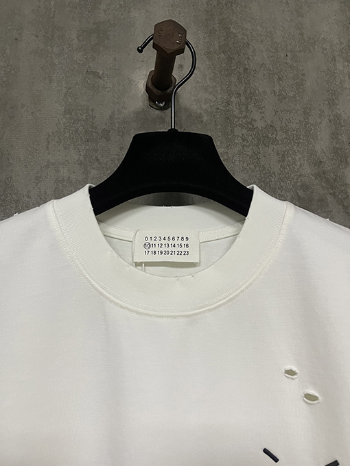 マルタンマルジェラ 新しい前後4点刺繍穴重いポンド半袖Tシャツ