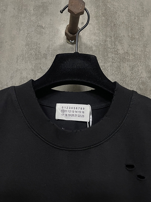 マルタンマルジェラ 新しい前後4点刺繍穴重いポンド半袖Tシャツ