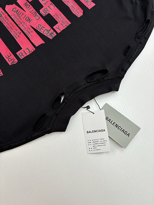 バレンシアガ 新しいマスキングテープ長袖Tシャツ