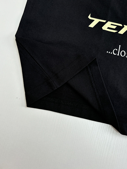 バレンシアガスーパーコピー ランボルギーニスポーツカーロゴ直噴プリント半袖Tシャツ