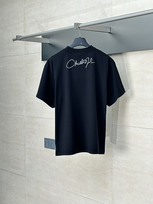 バレンシアガコピー 新しいポートレートプリント半袖Tシャツ