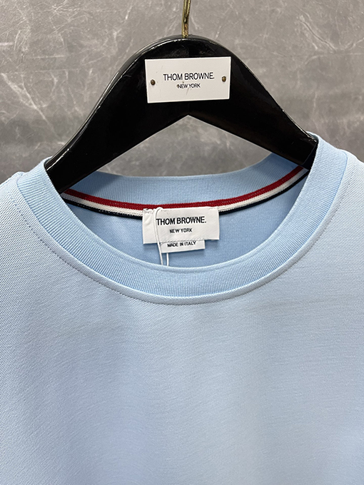 トムブラウン 新しいマカロン色の半袖Tシャツ