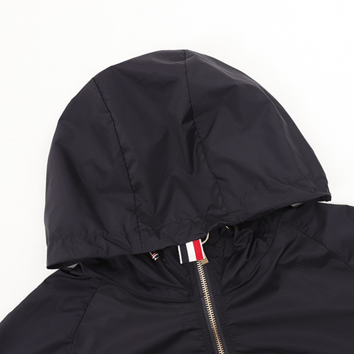 トムブラウンスーパーコピー 新しい通気性フード付き日焼け止め服