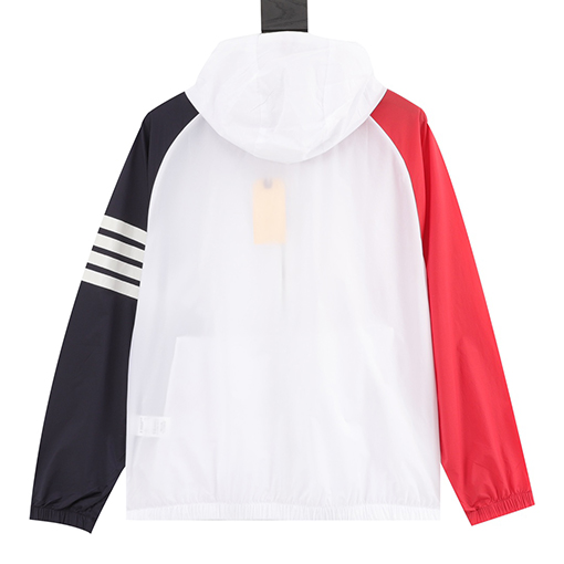 トムブラウン クラシックな2色の日焼け止め服