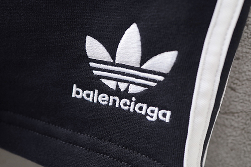 Balenciaga X Adidas 刺繍ショーツクロップドパンツビーチパンツ