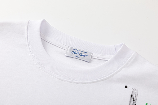 オフホワイトファッションの新しいTシャツ