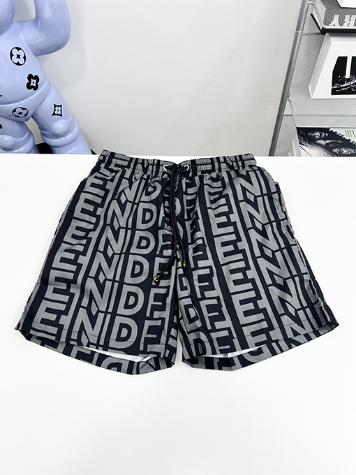 フェンディナイロンファッションショーツ