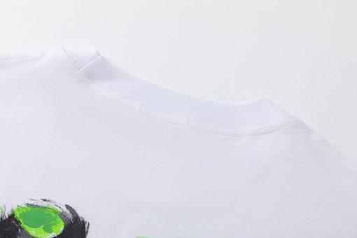 オフホワイト 新しいクラシックなゆったりとした半袖Tシャツ