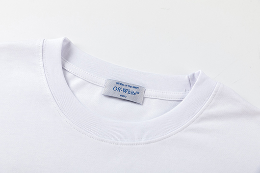 オフホワイト 新しいファッションルーズバージョンの半袖Tシャツ