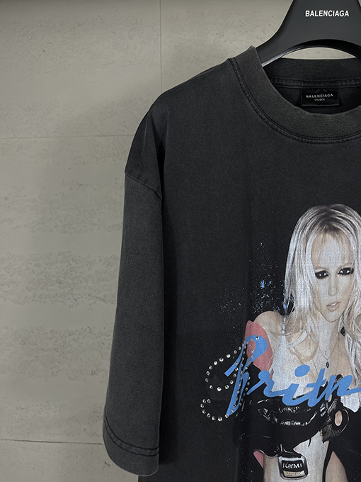 バレンシアガスーパーコピー 前後シートストレートプリントホットドリル古い半袖Tシャツ