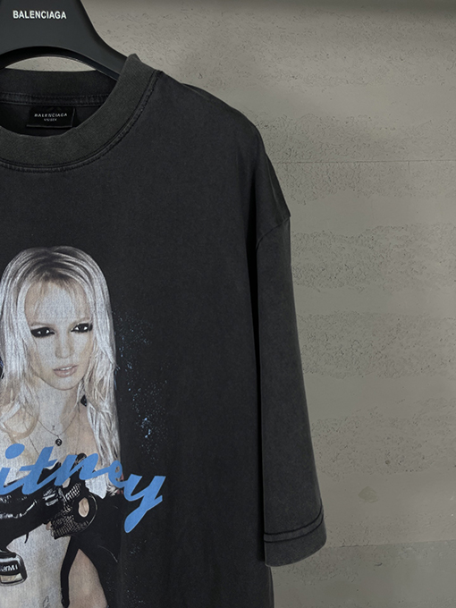 バレンシアガスーパーコピー 前後シートストレートプリントホットドリル古い半袖Tシャツ