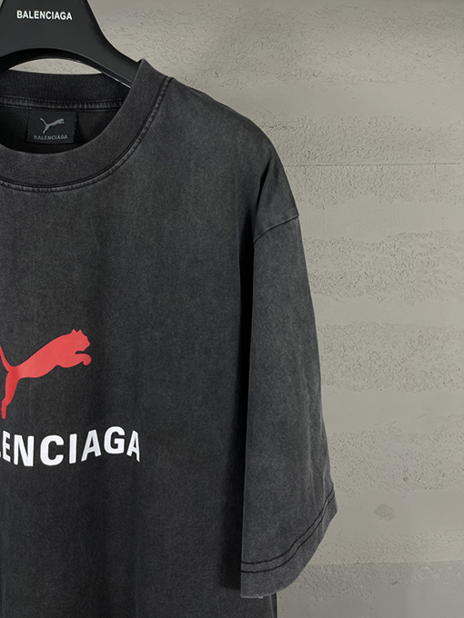バレンシアガコピー パリコラボプーマシリーズプリントウォッシュ半袖Tシャツ