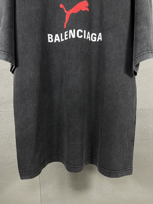 バレンシアガコピー パリコラボプーマシリーズプリントウォッシュ半袖Tシャツ