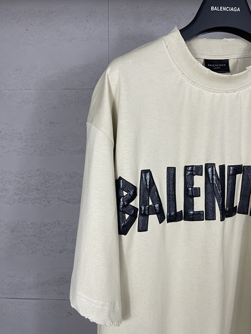 バレンシアガ マスキングテーププリントウォッシュブラッシング半袖Tシャツ