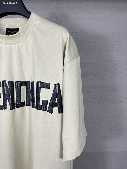 バレンシアガ マスキングテーププリントウォッシュブラッシング半袖Tシャツ