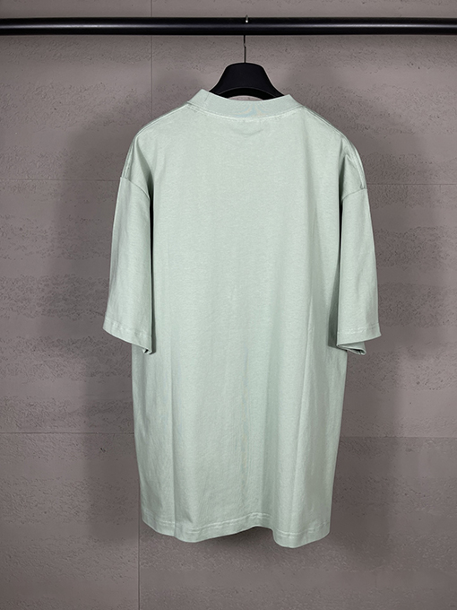 バレンシアガ パリの新しいロゴプリント半袖Tシャツ