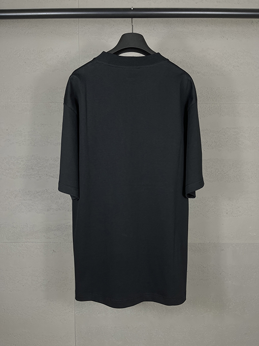 バレンシアガ パリの新しいロゴプリント半袖Tシャツ
