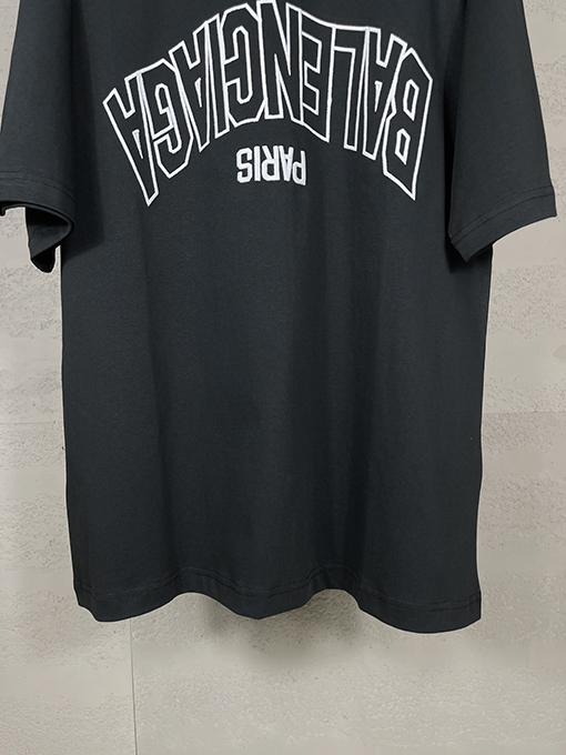 バレンシアガ 新しいフロントミラーバック文字刺繍半袖Tシャツ