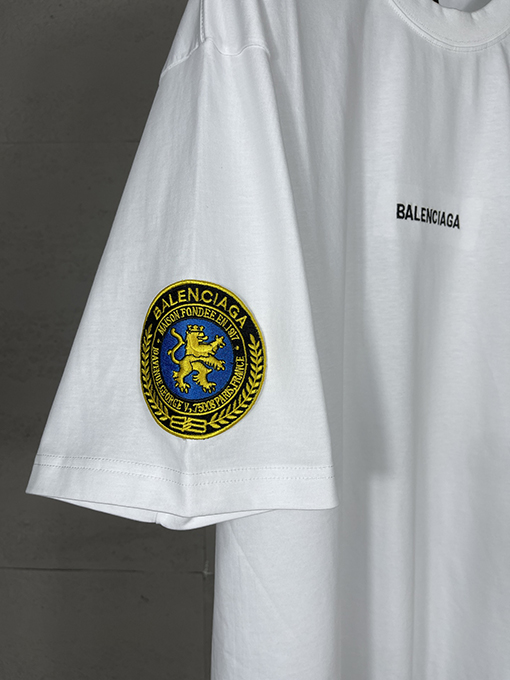 バレンシアガ 新しい胸のパリのアルファベットのロゴ刺繍半袖Tシャツ