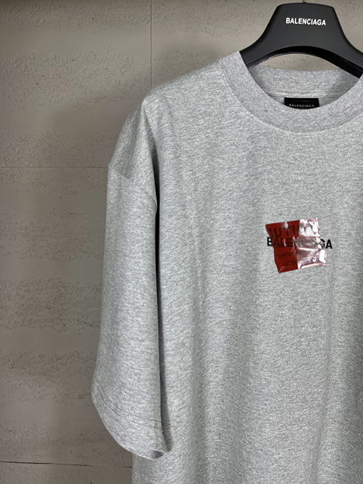 バレンシアガコピー アルファベットのロゴ刺繍テーププレス半袖Tシャツ