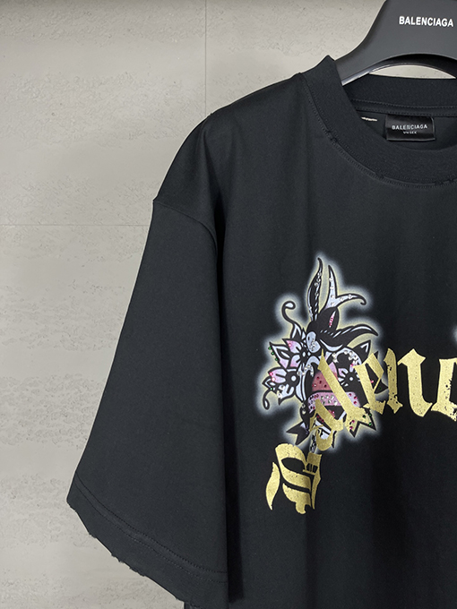 バレンシアガ Tucy Tattoo ストレートプリントホットドリル磨かれた古い半袖Tシャツ