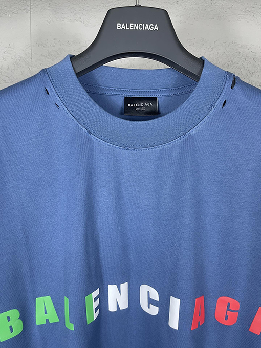 バレンシアガ イングリッシュカラーロゴフォームプリントウォッシュ磨かれた古い半袖Tシャツ