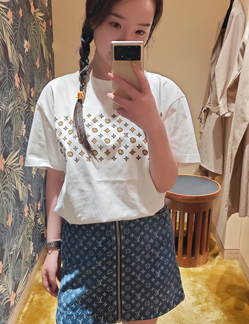ルイヴィトン NIGO コラボスマイリープリント半袖Tシャツ