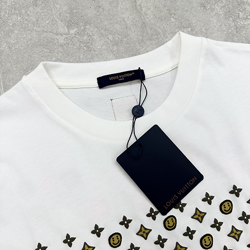 ルイヴィトン NIGO コラボスマイリープリント半袖Tシャツ