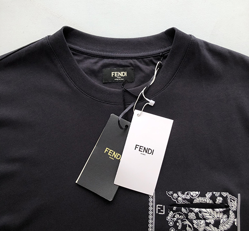 フェンディ 新しい胸ポケットプリント半袖Tシャツ