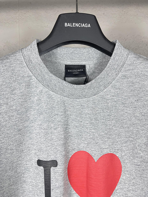 バレンシアガフロントアートプリント半袖Tシャツ