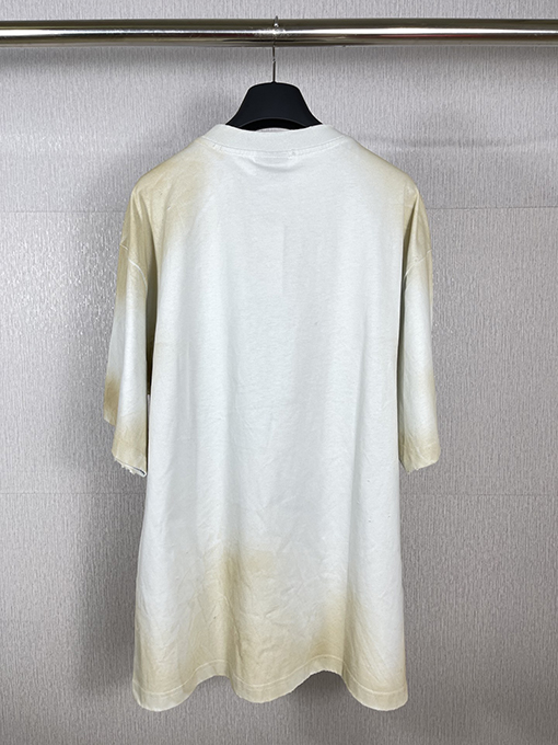 バレンシアガ古い磨かれた塗装半袖Tシャツ