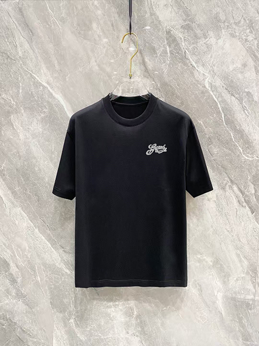 ジバンシイ スタイリッシュなクルーネックTシャツ