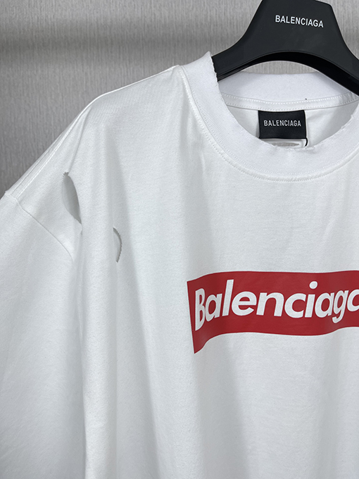 バレンシアガプリント半袖Tシャツ