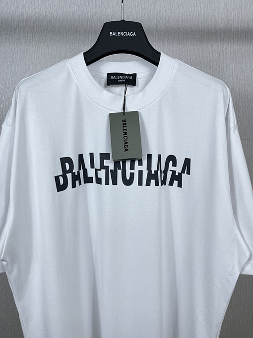 バレンシアガ間違った文字ロゴプリントウォッシュ半袖Tシャツ