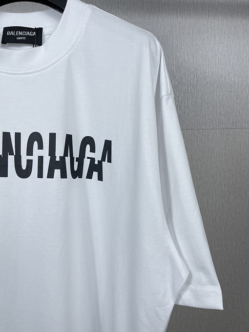 バレンシアガ間違った文字ロゴプリントウォッシュ半袖Tシャツ