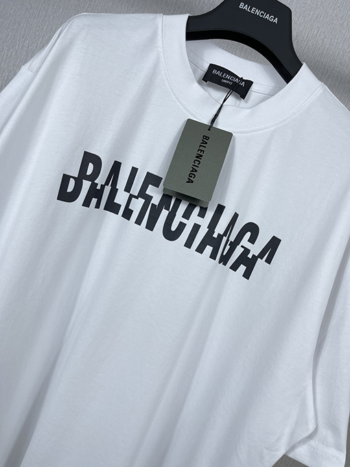 バレンシアガ間違った文字ロゴプリントウォッシュ半袖Tシャツ