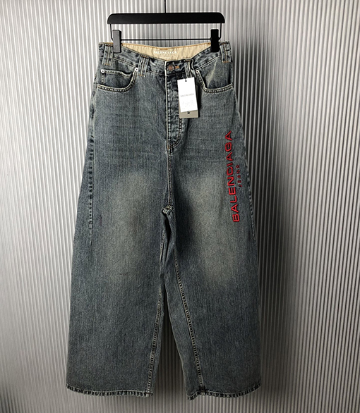 バレンシアガ新しいBaggyダークブルーデニムパンツ
