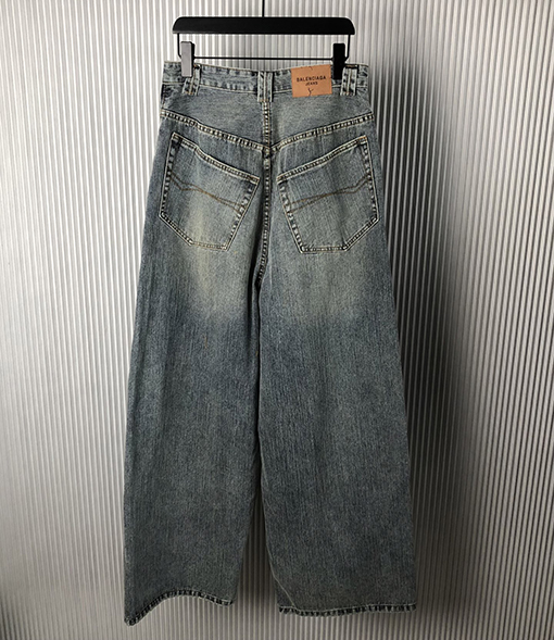 バレンシアガ新しいBaggyダークブルーデニムパンツ