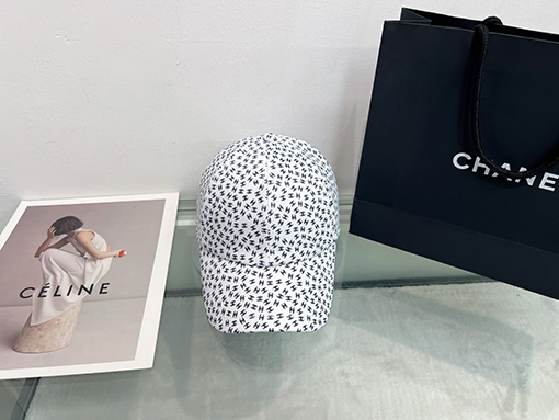 CHANEL25M coco beach公式サイトの新しいベースボールキャップ