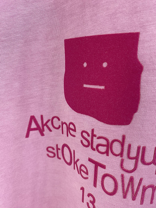 アクネストゥディオズ 新しい炒め色の古い半袖Tシャツ