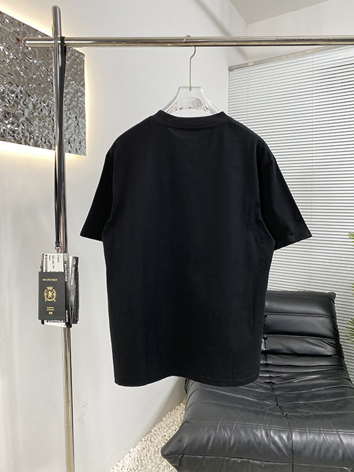 アクネストゥディオズ 新しい半袖Tシャツ